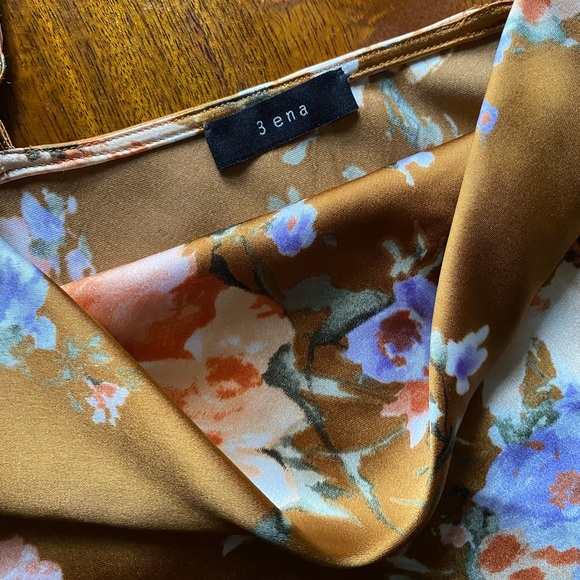 3ena Floral Cowl Neck Satin Cami - Picture 5 of 6